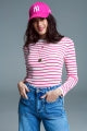 Slim Fit Fine Knit Boat Neck Sweater In White With Fuchsia Stripes