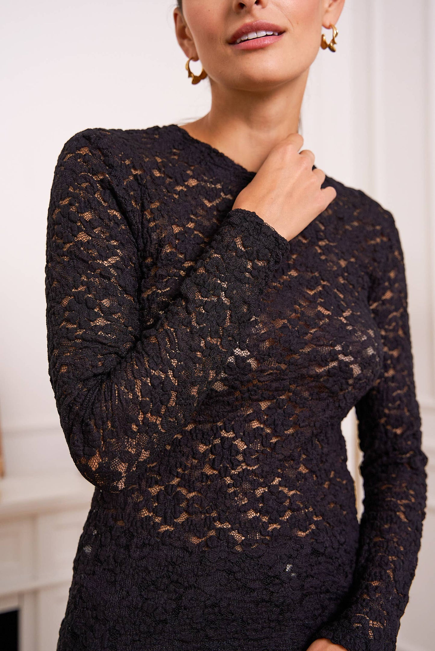 Semi-transparent lace t-shirt