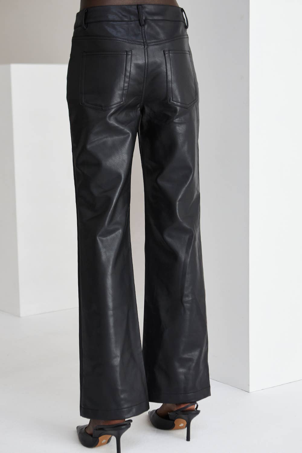 CP8832 - Tory Straight Leg Vegan Leather Pants